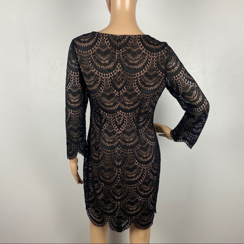 NEW FOR LOVE AND LEMONS BLACK SCALLOPED LACE MINI DRESS - Picture 7 of 9